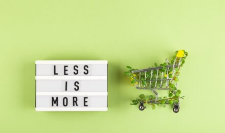 Consumer-Minimalism-spend-less